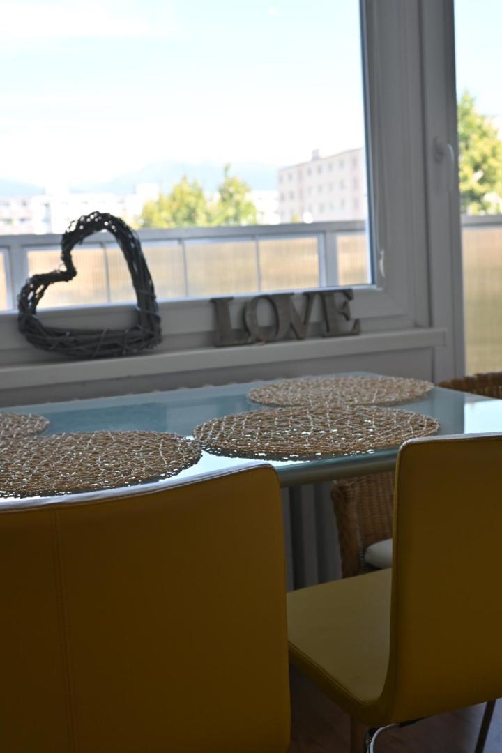 Tatry View Apartment, Free Parking Liptovský Mikuláš Екстериор снимка
