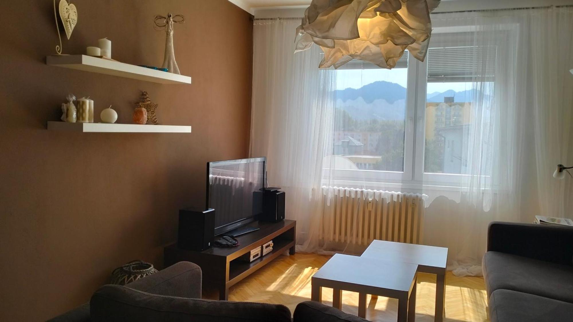 Tatry View Apartment, Free Parking Liptovský Mikuláš Екстериор снимка